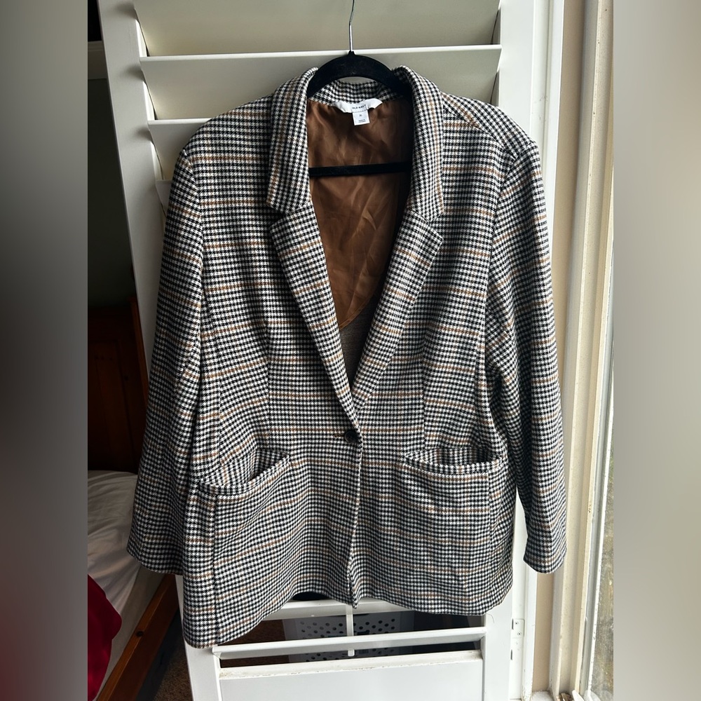 Old Navy patterned blazer